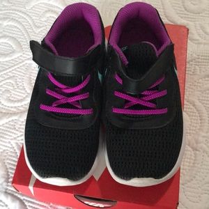 Nike toddler sneakers
